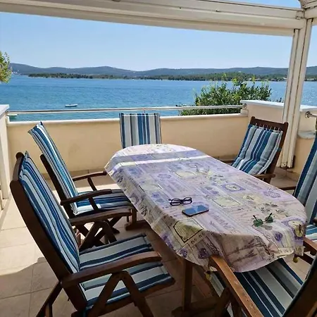 In - Biograd Riviera 53598 Apartamento *
